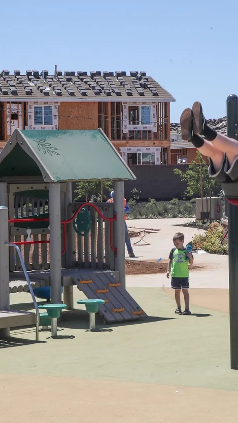 california-saigon-smart-city-9x16-18